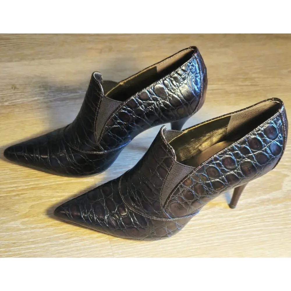 Talbots Heels Womens Size 7B Leather Pointed Toe
